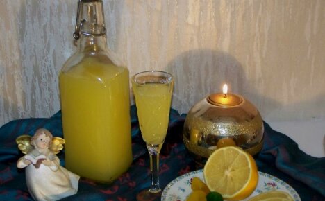 Kuinka tehdä limoncello kotona - klassinen italialainen likööri resepti