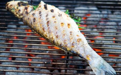 Kuinka paljon kalaa grillata - muutama maukkaan ja terveellisen ruokalajin salaisuus