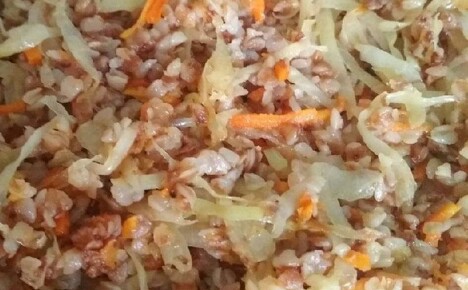 Alkuperäinen ainesosien tandemi: tattari ja kaali