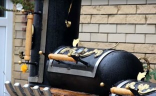 Grilli-asennuksen asentaminen kaasupulloista