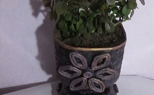 Kukkaruukun tekeminen muovipullosta