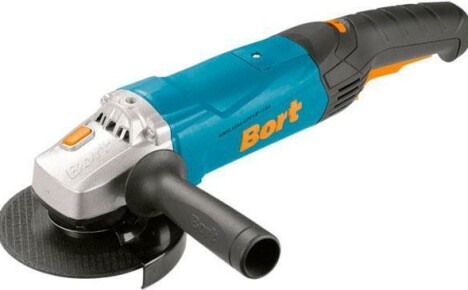 Supertyökalu bulgarialainen Bort BWS-1200U-SR Kiinasta