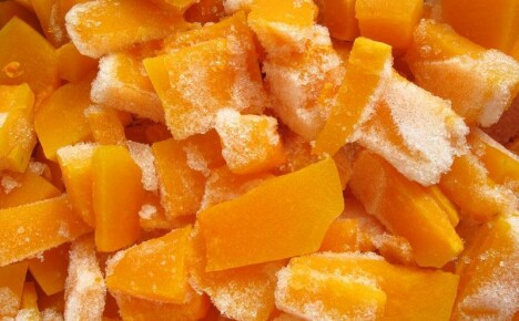 Mitä valmistaa pakastetusta kurpitsasta kylmänä vuodenaikana