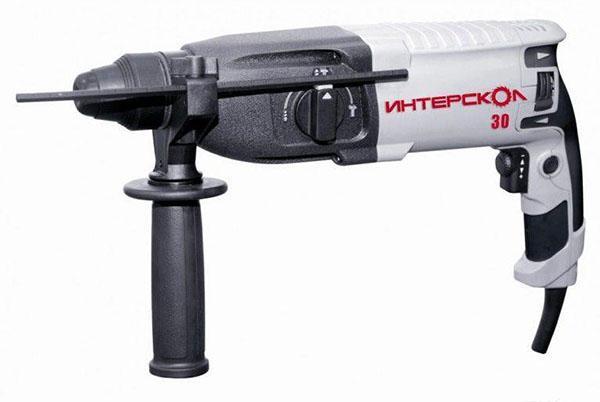 Lävistin Interskol P-30900 ER