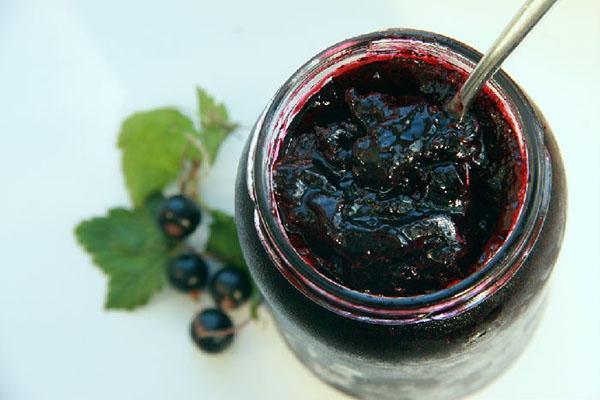 herukahillo appelsiinilla