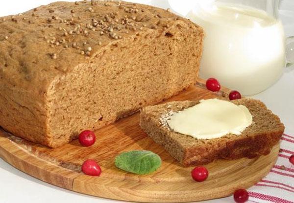 kotitekoinen ruis-vehnäleipä