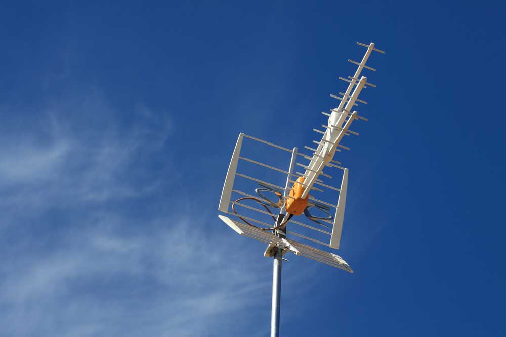 antenni maahan
