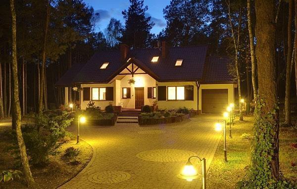 valokuvarele katuvalaistukseen