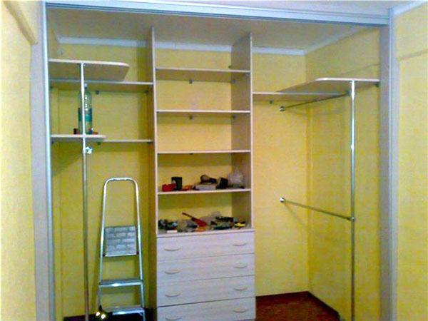 DIY pukuhuone