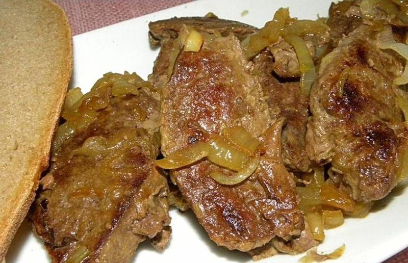 klassiset reseptit paistettua naudanmaksaa sipulilla