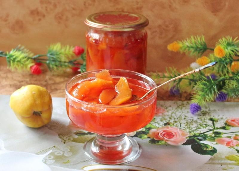 kvitteni hillo viipaleina