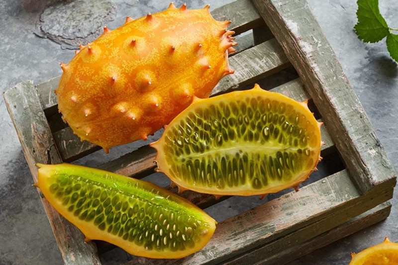 kypsä kiwano hedelmä leikkaus